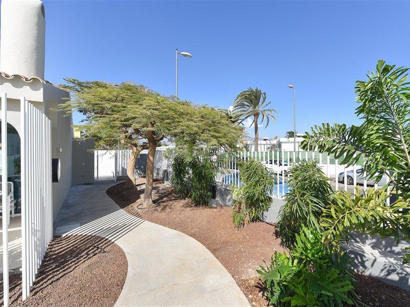 Velsuites Playa Del Ingles By Villagrancanaria Exterior photo
