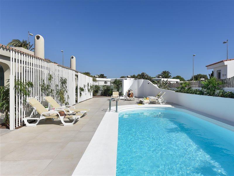 Velsuites Playa Del Ingles By Villagrancanaria Exterior photo